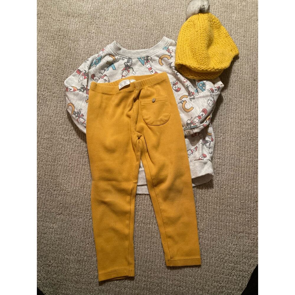 Cute Sz 4 Winter Outfit ~ Cat Hat ABC Sweatshirt & Yellow Leggings & Knit Hat